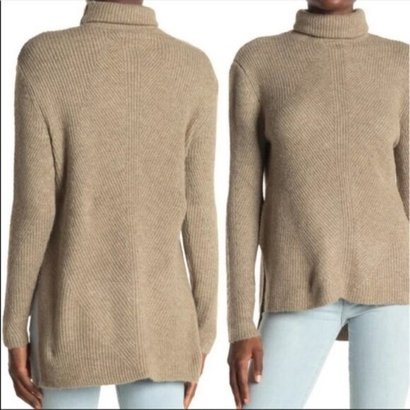 Sweet Romeo Sweaters - Sweet Romeo Abstract Rib Turtleneck Tunic heather latte sweater size S